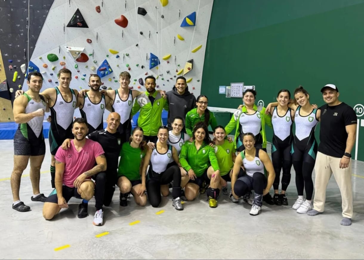 Celebrar el &quot;8M&quot; levantando hierro - I Jornada de Liga